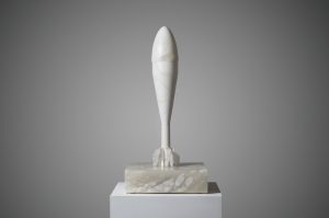 Alabaster sculpture light by Amarist studio.