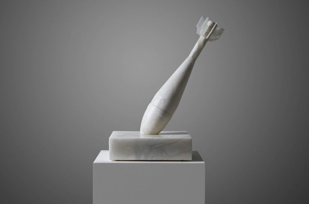 Alabaster sculpture light by Amarist studio.