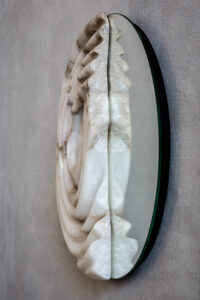 Alabaster mirror by Amarist studio