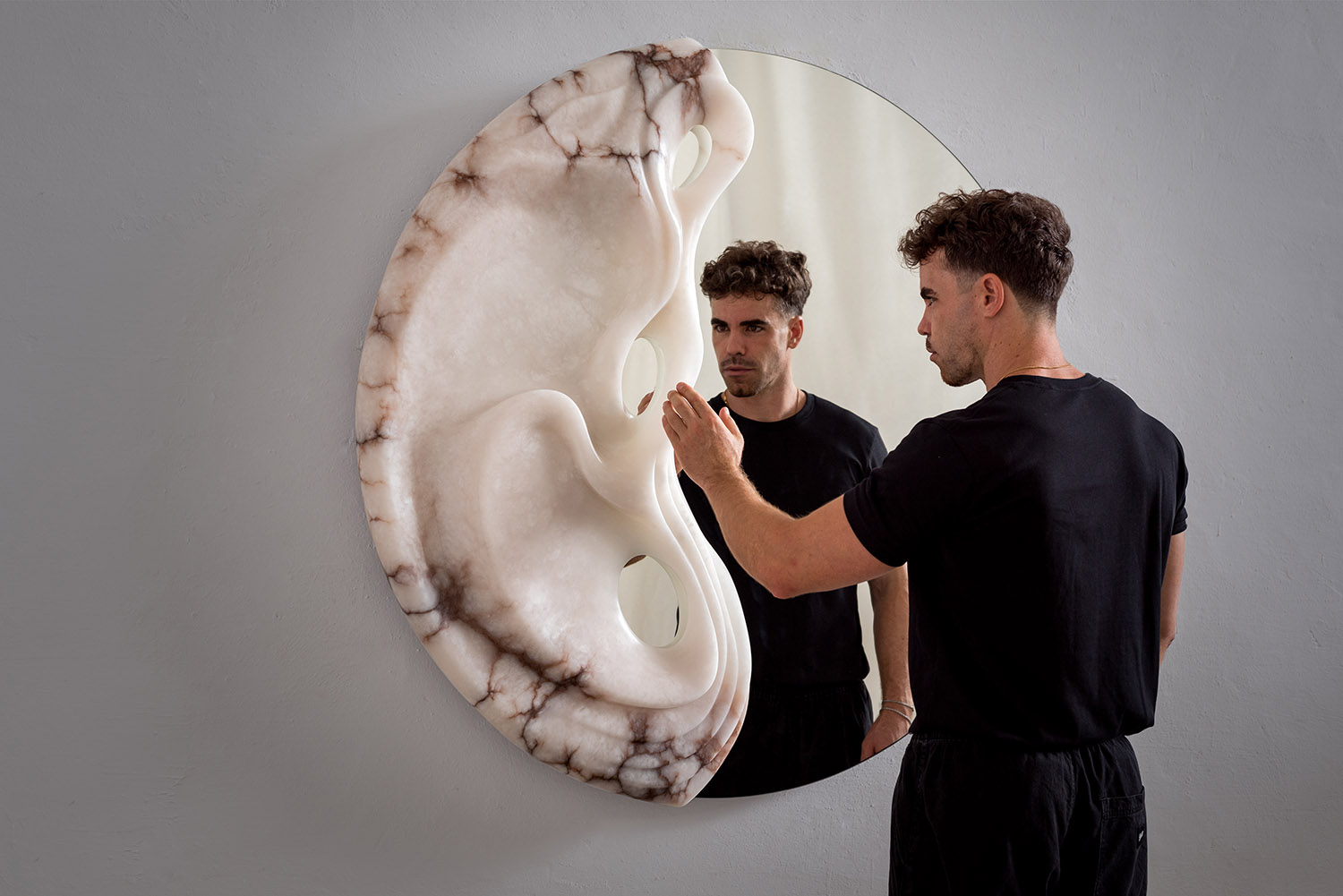 Fossil Moon XIX Alabaster mirror - Amarist