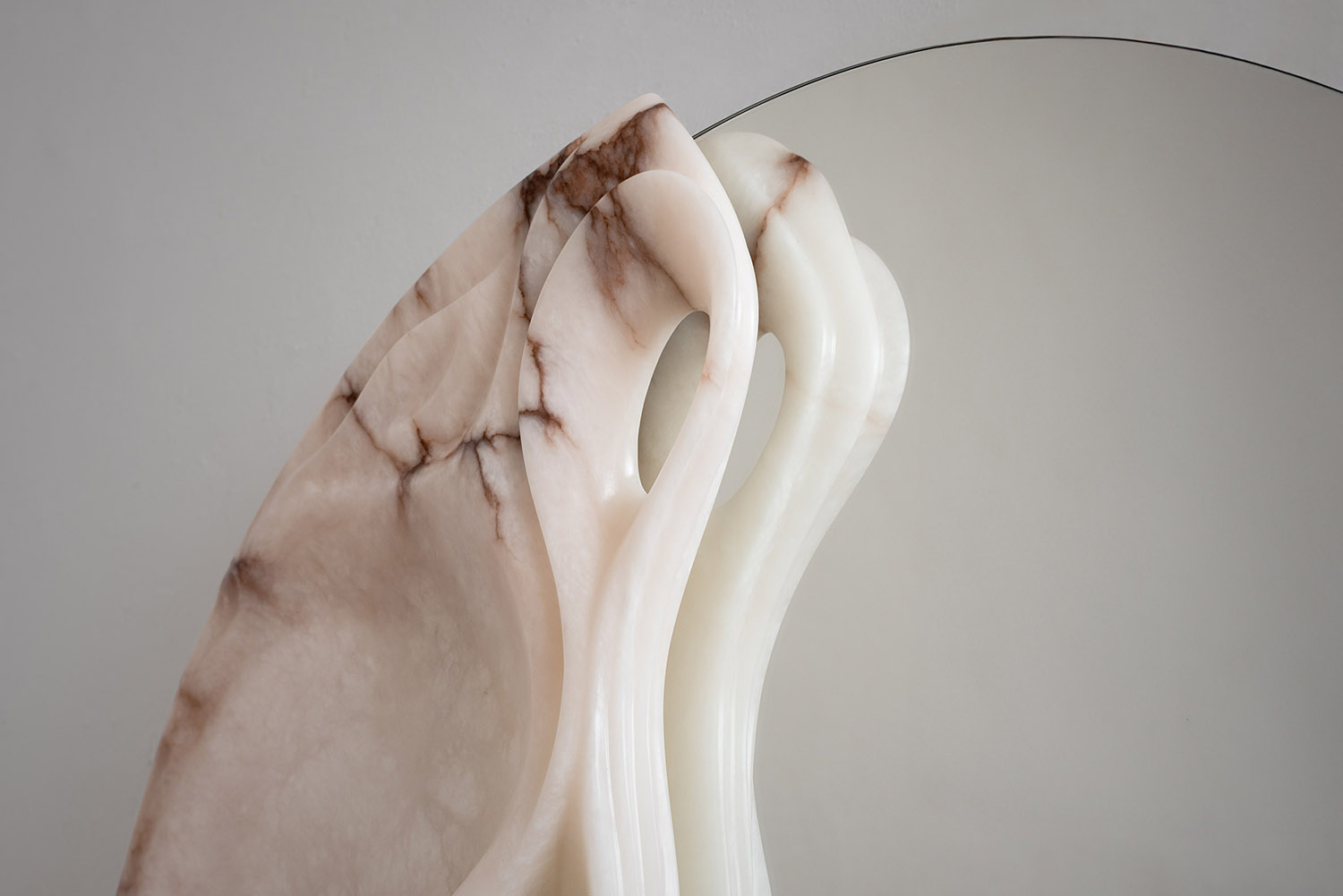 Fossil Moon XIX Alabaster mirror - Amarist