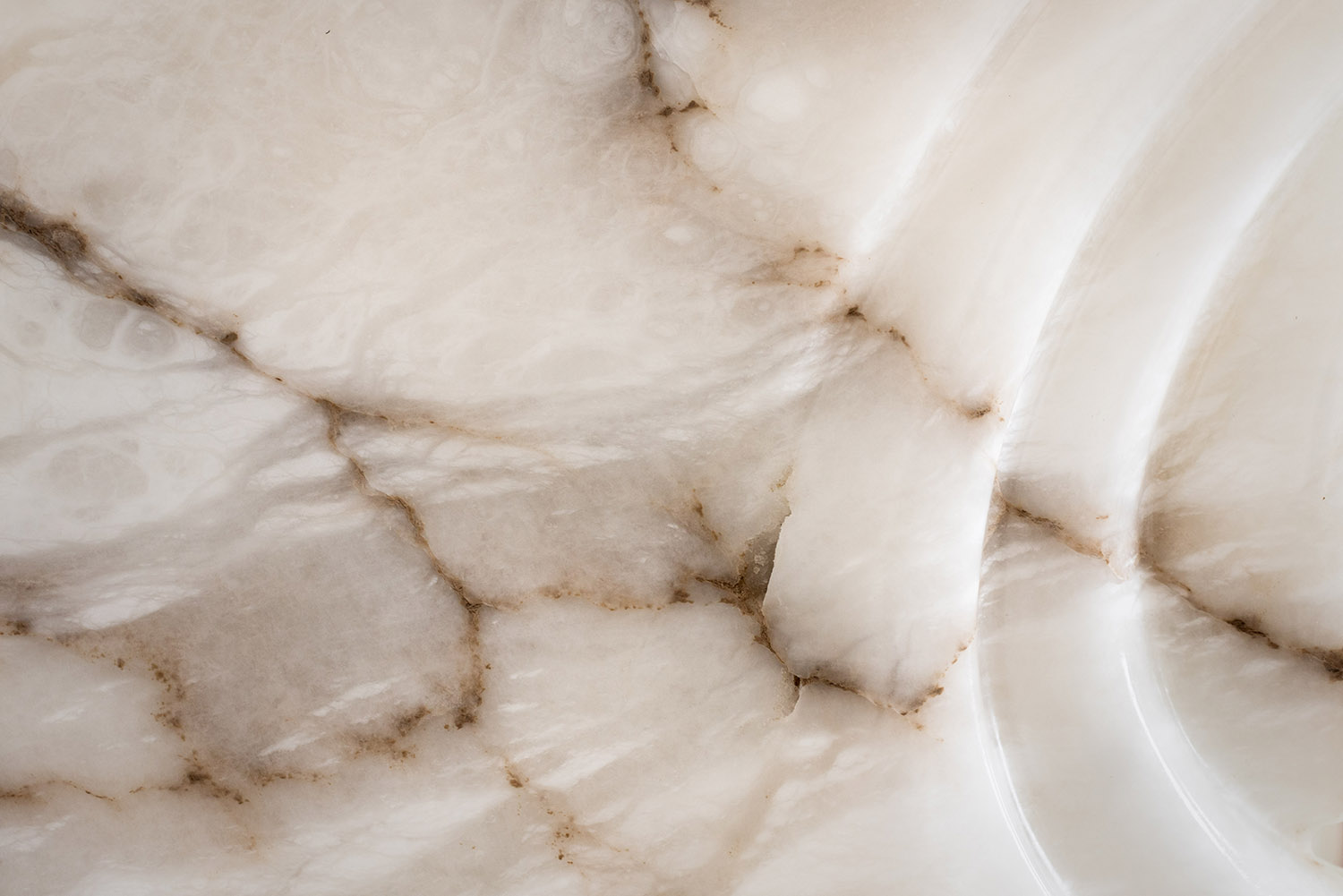 Fossil Moon XXI ALABASTER MIRROR - AMARIST