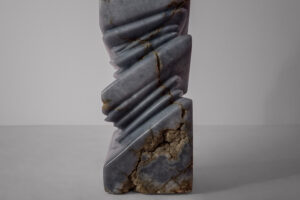 Lapiaz candle holder Amarist