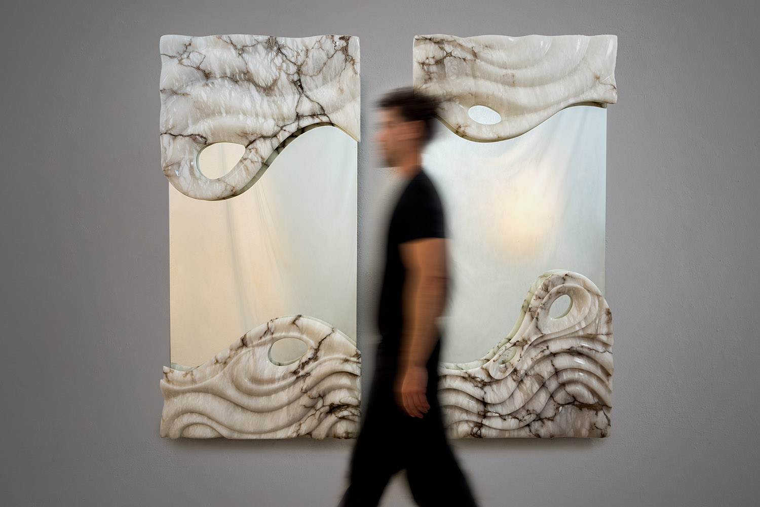 alabaster mirror by Amarist studio